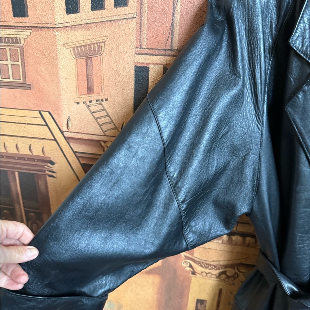 “Vintage 80s Matrix Women’s Leather Trench- Batwing Sleeves” - Picture 8 of 11
